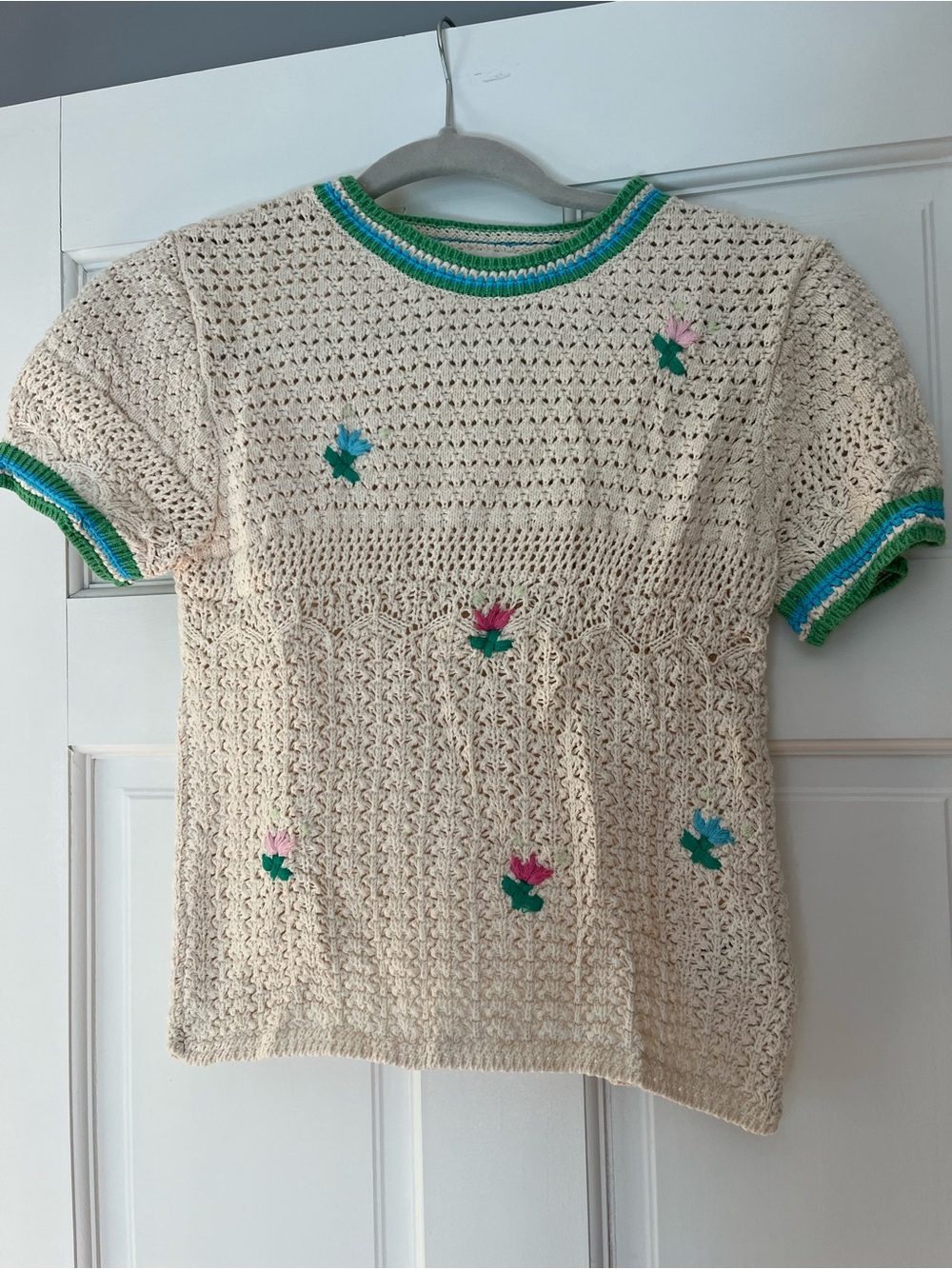 Zara girls size 11/12  Crochet Short-Sleeve Pullover with Floral Embroidery NWOT